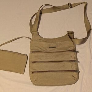 Baggallini Tan Crossbody Bag